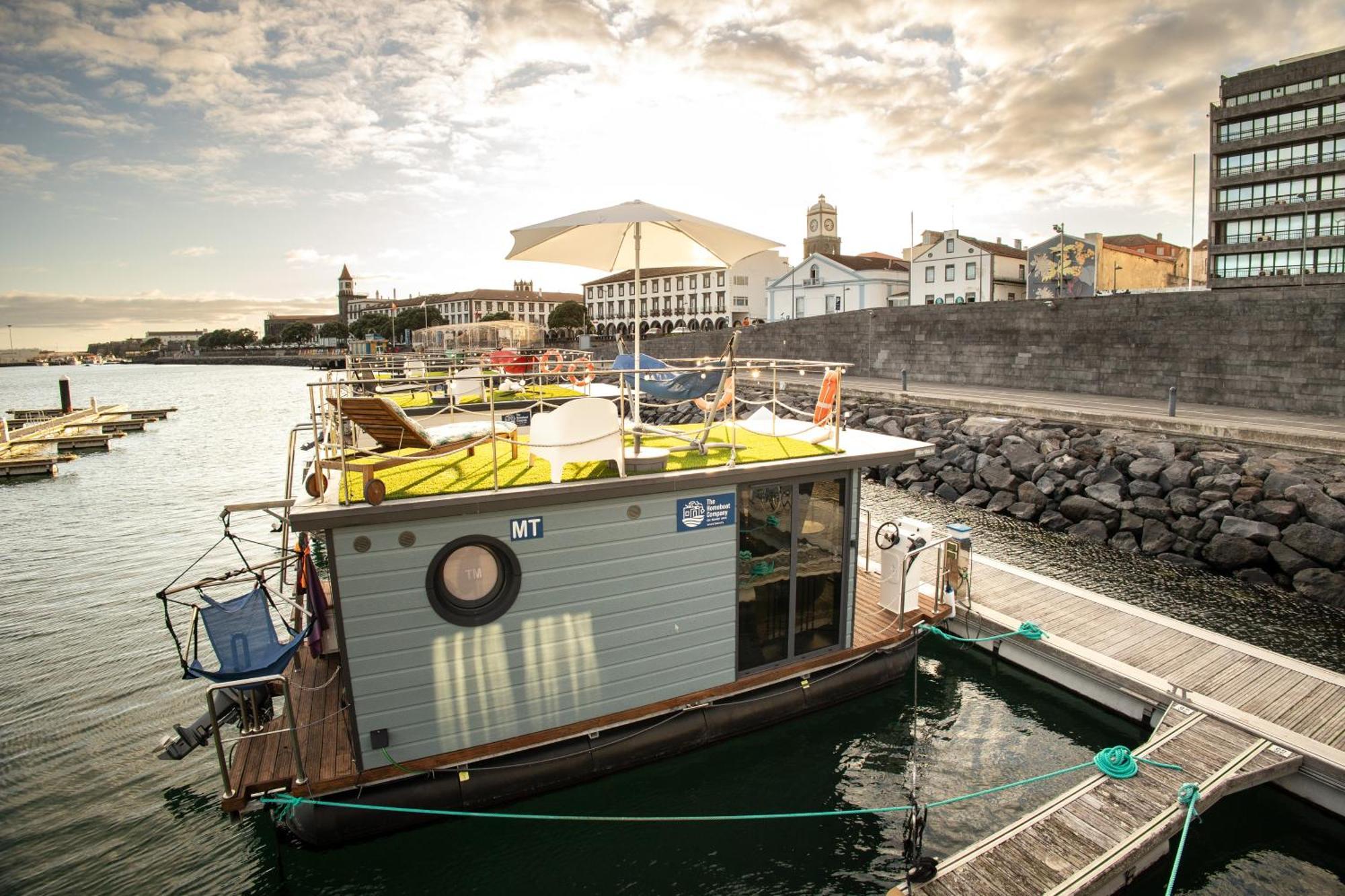 The Homeboat Company Ponta Delgada-Acores Екстериор снимка
